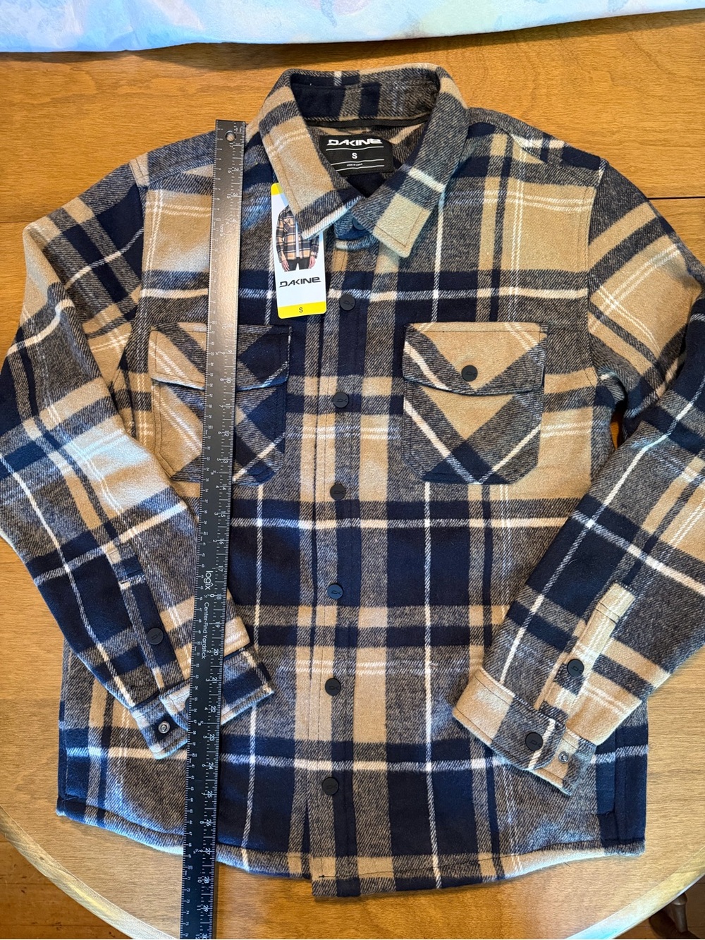 Dakine Navy and Tan Plaid Lightweight Shirt Jacket